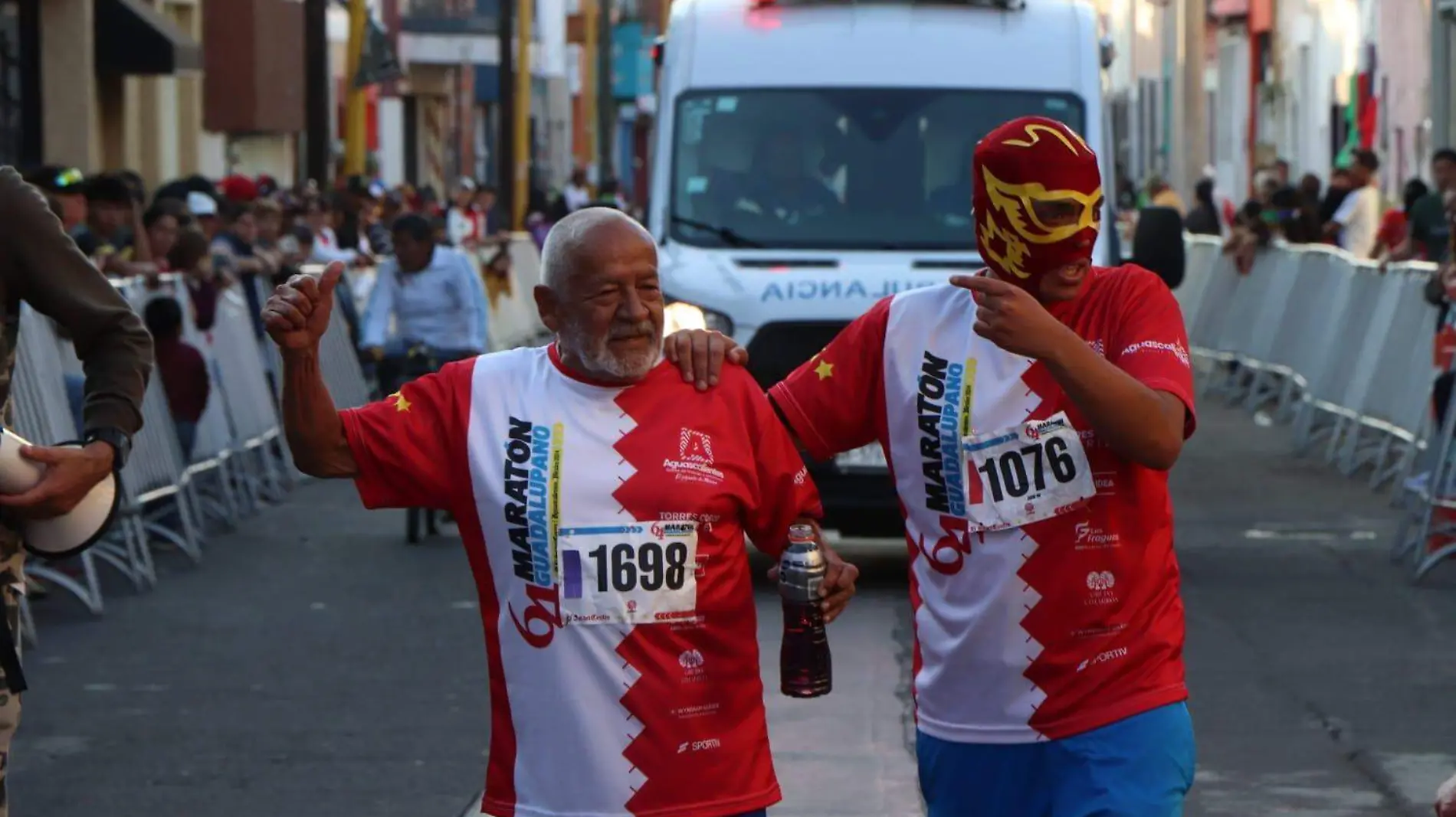 ÚLTIMO CORREDOR DEL MARATÓN GUADALUPANO